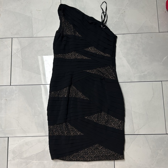 Tadashi Shoji Dress Size 8 - Picture 2 of 4